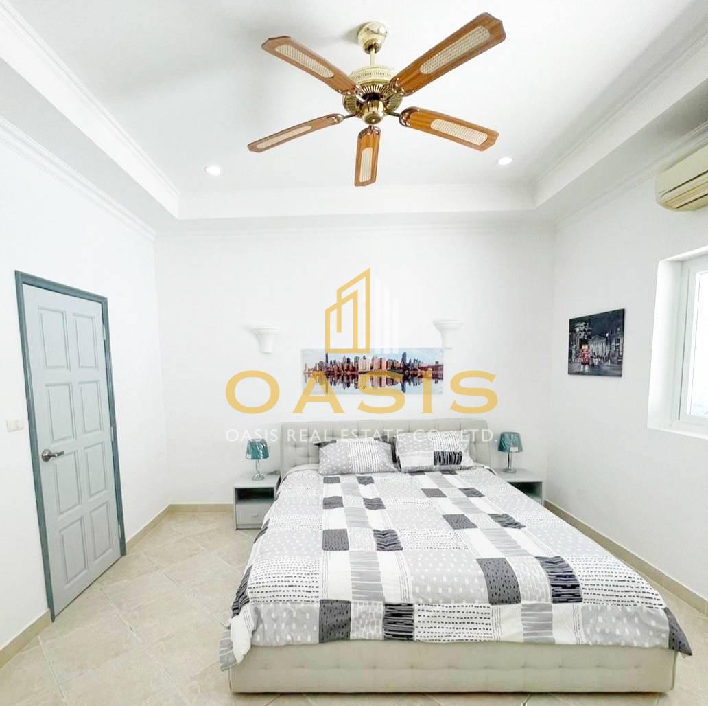 Majestic Beachfront Residence for Sale Pratumnak Hill