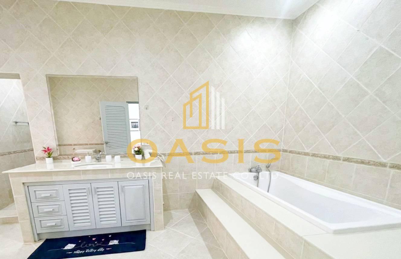 Majestic Beachfront Residence for Sale Pratumnak Hill