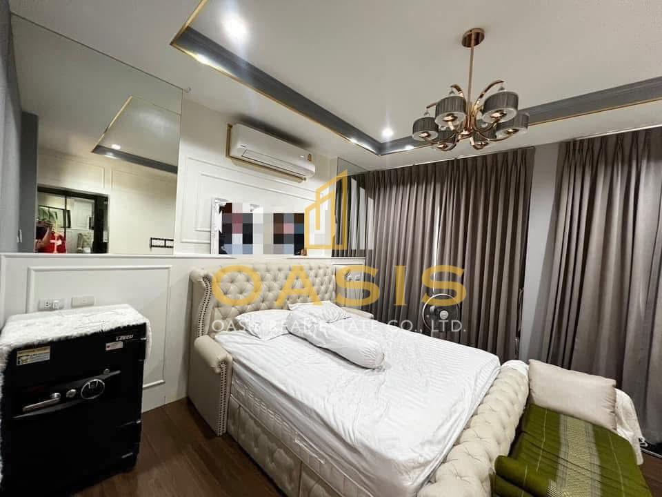 Fully Furnished 2-Storey Detached House For sale