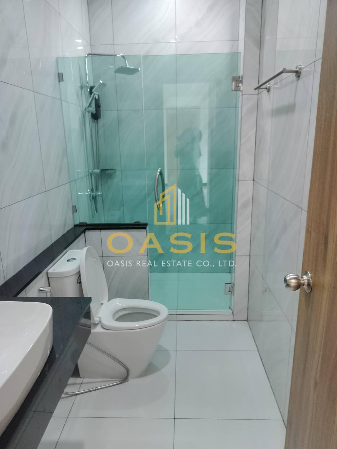 Newly Built Pool Villa House for Sale