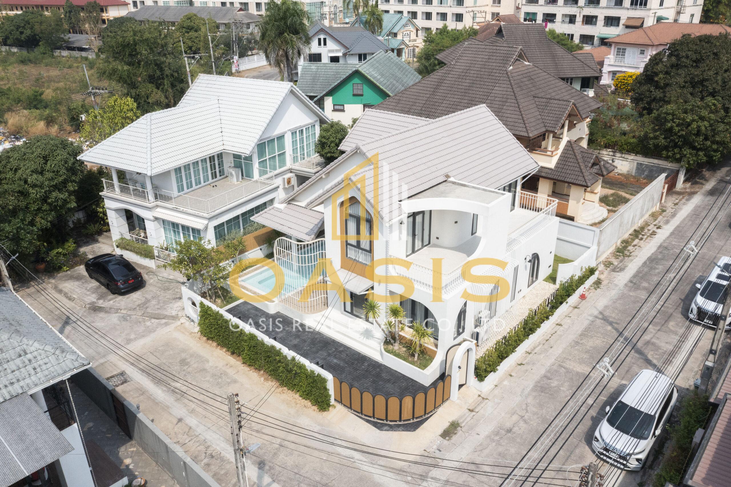 Minimal Nordic Villa Central Park 2 Pattaya For Sale