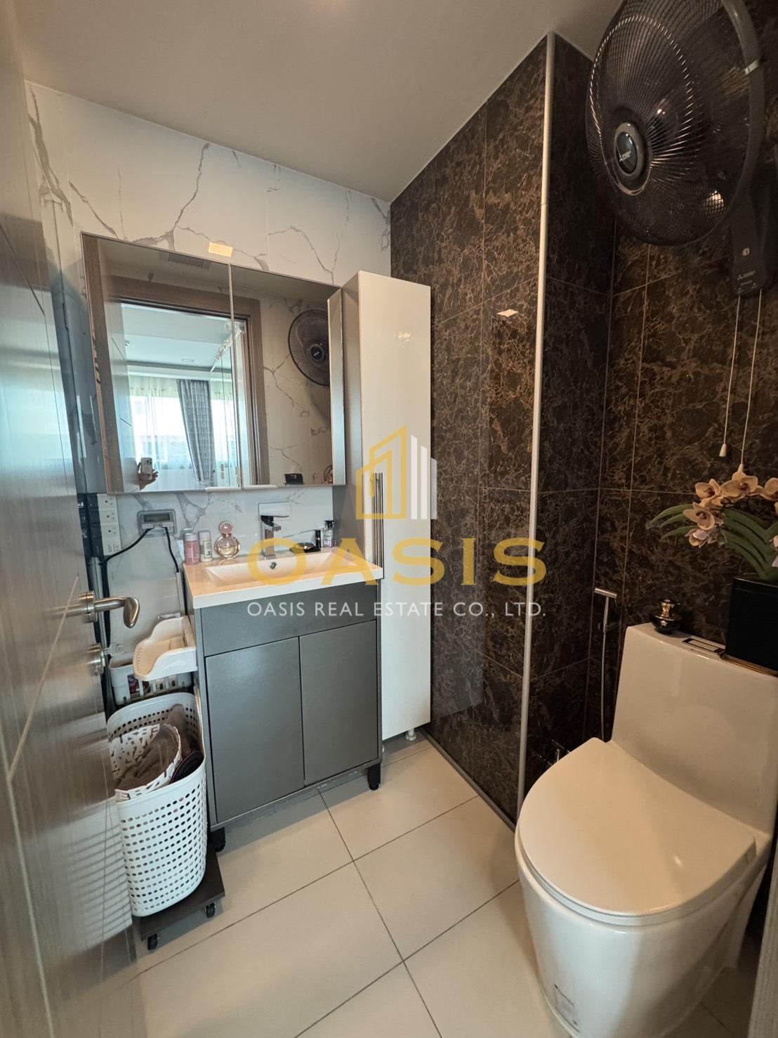 🏝 Arcadia Beach Continental – 2 Bedroom Condo for Sale