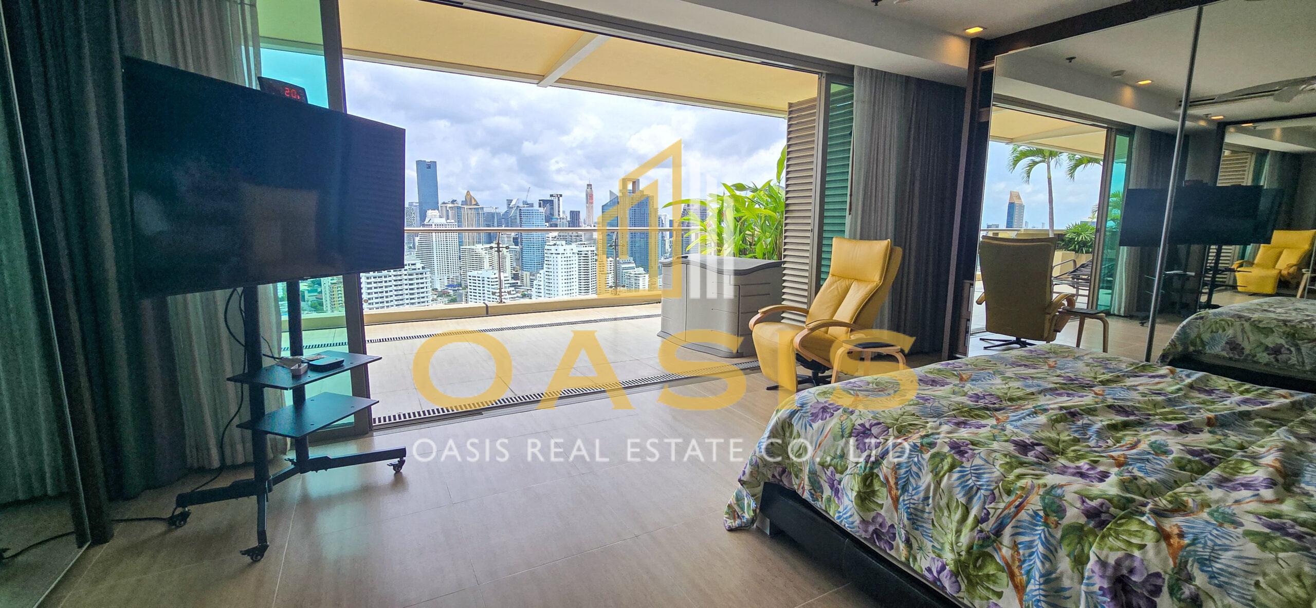 Luxury Penthouse overlooking Benjakitti Park – Asoke, Bangkok