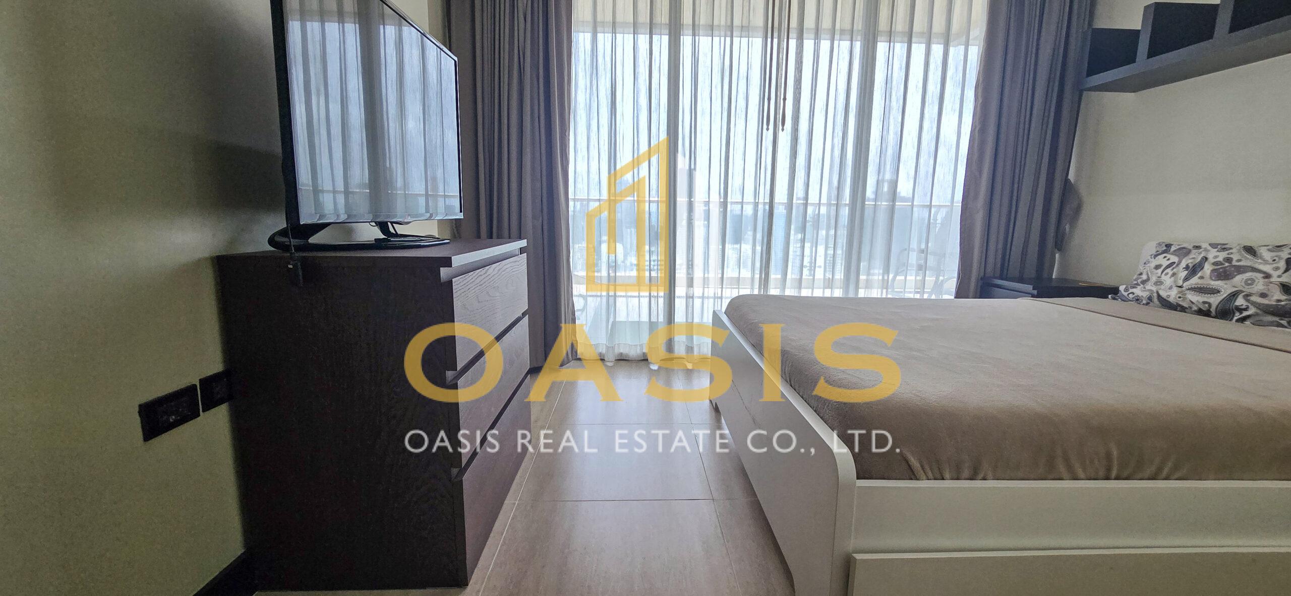 Luxury Penthouse overlooking Benjakitti Park – Asoke, Bangkok
