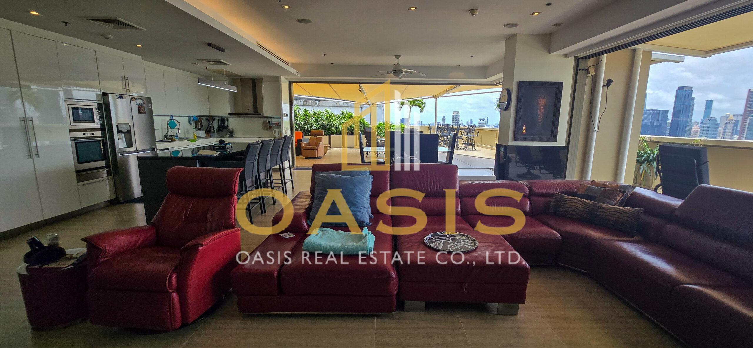 Luxury Penthouse overlooking Benjakitti Park – Asoke, Bangkok