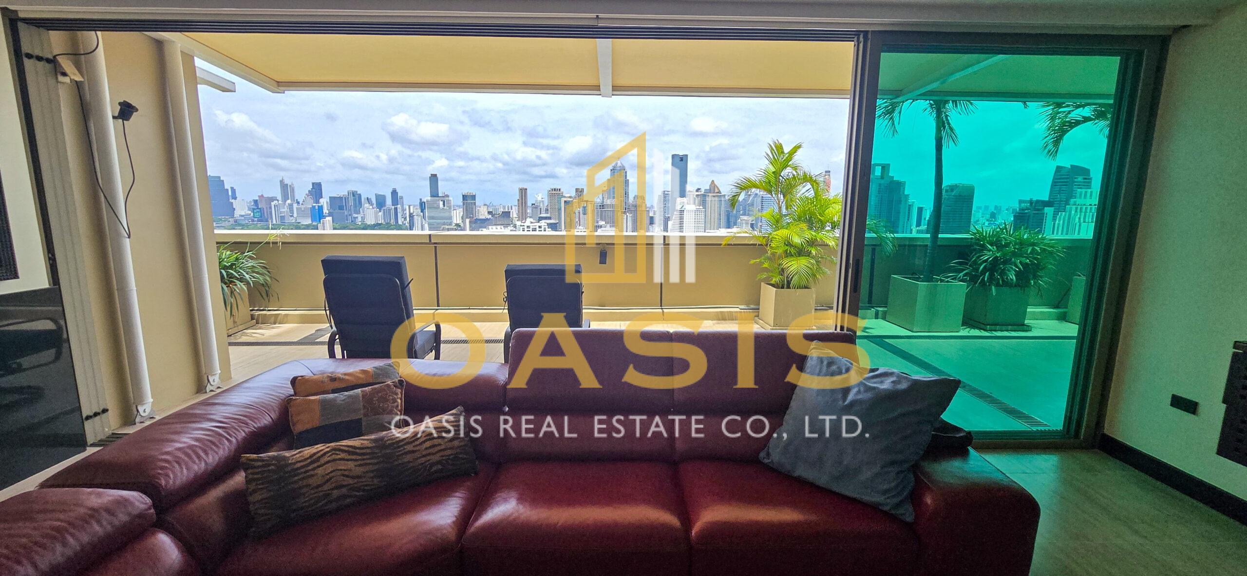 Luxury Penthouse overlooking Benjakitti Park – Asoke, Bangkok