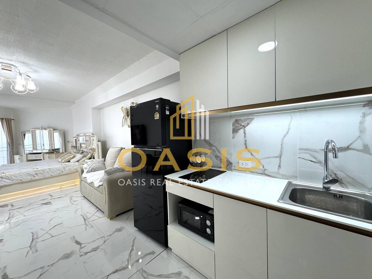 Beautiful big renovated studio in Paradise Condominium Jomtien in Foreign name