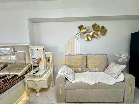 Beautiful big renovated studio in Paradise Condominium Jomtien in Foreign name